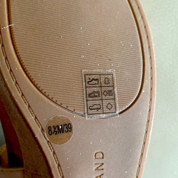 LUCKY BRAND |‎  Karston Wedge Beige Suede Sandal | Size 8.5/39 - Picture 10 of 14